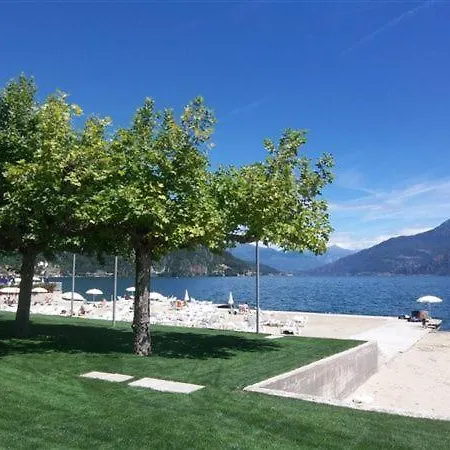 Sleeps 6 Pool